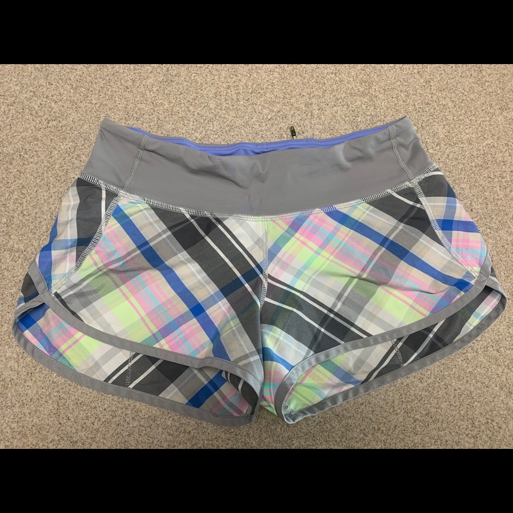 Lululemon Speed Shorts 2.5"